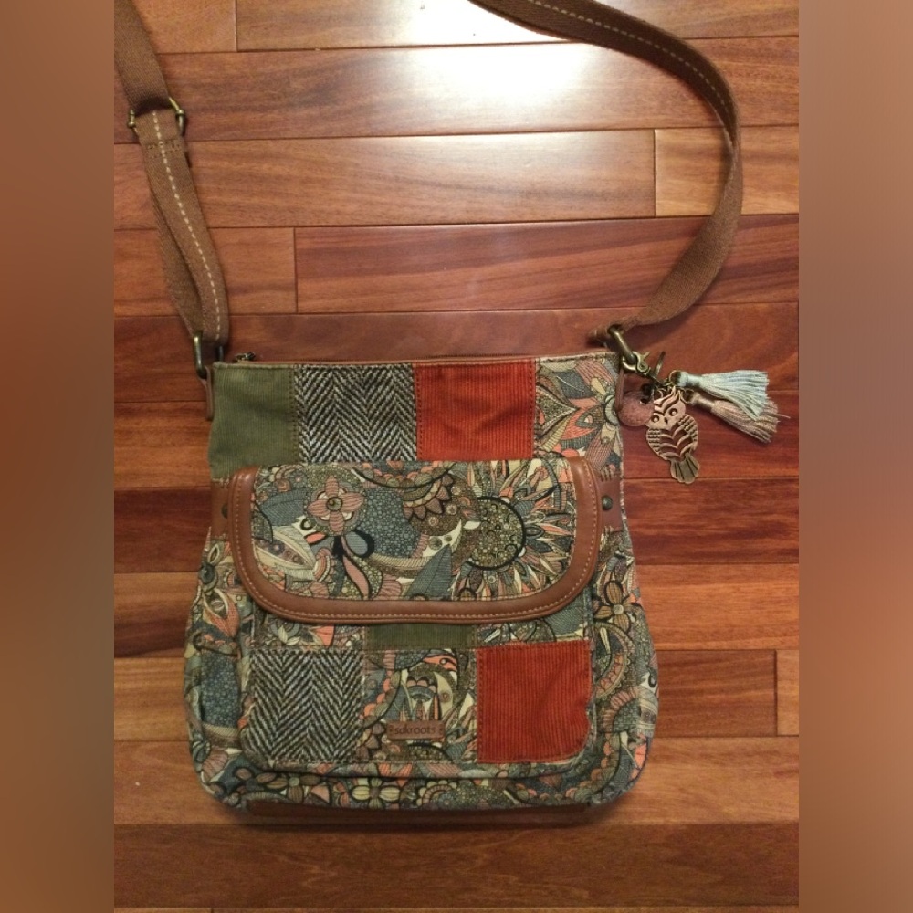 PRICE DROP! Sak Bohemian Patchwork Crossbody Bag - Picture 9 of 10